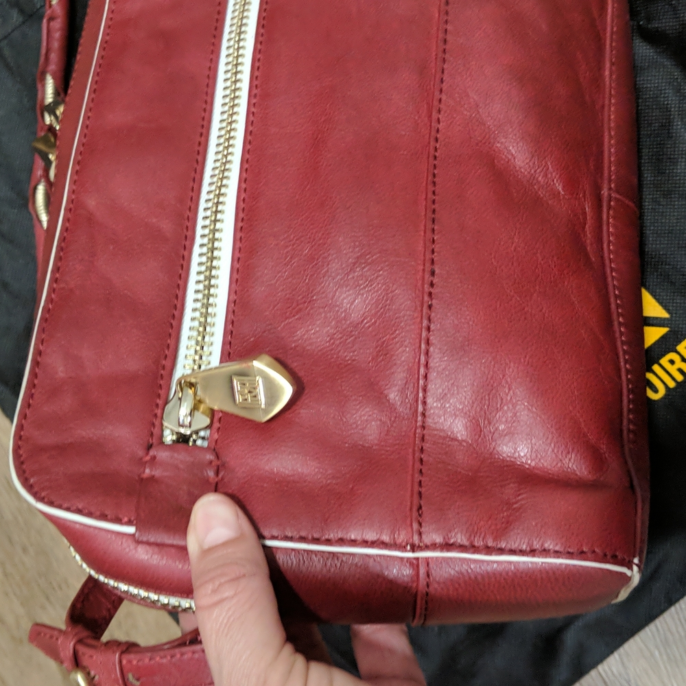 Pour La Victoire leather handbag - Picture 8 of 17